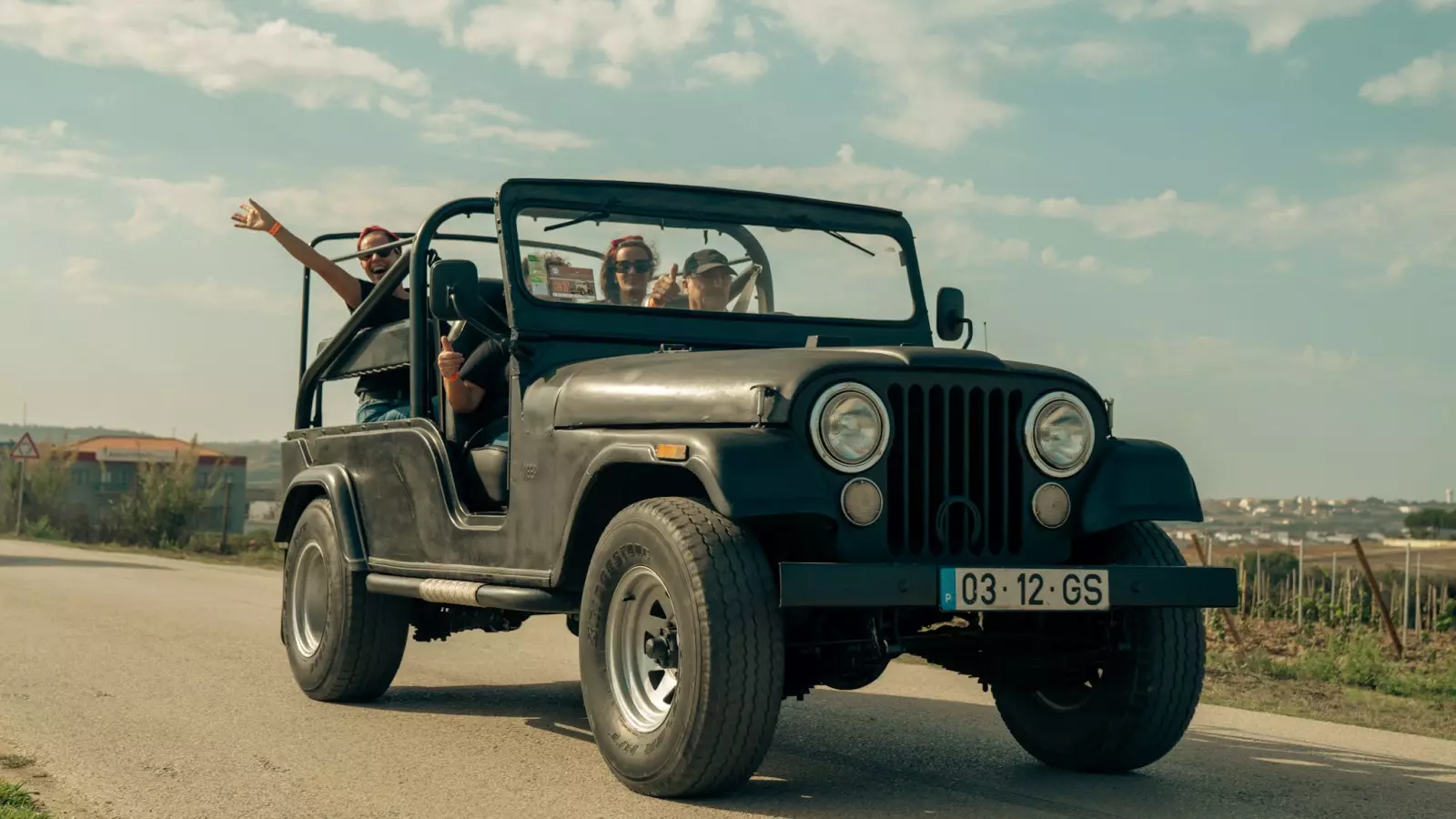 Banner image 3/3